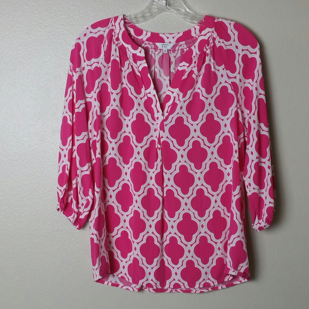 Crown & Ivy Dark Pink 3/4 Sleeve V-neck Blouse S